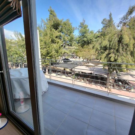 Cozy Apartment In Front Of The Park Афіни Екстер'єр фото