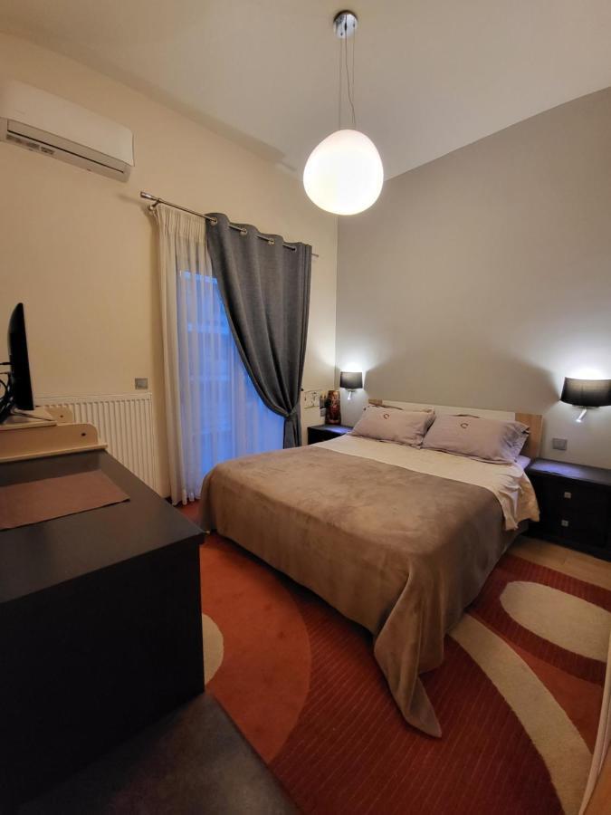 Cozy Apartment In Front Of The Park Афіни Екстер'єр фото