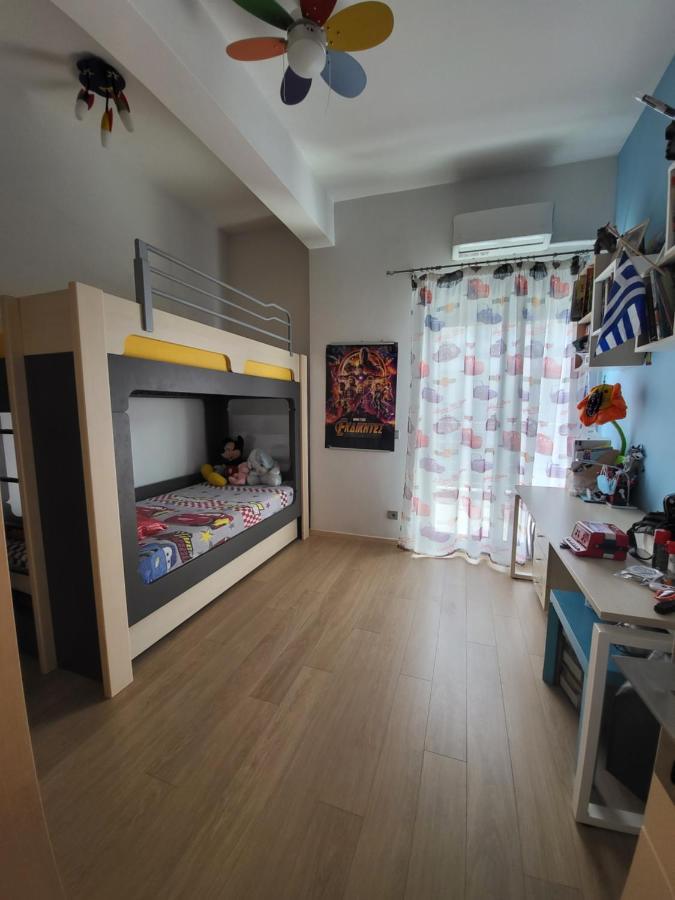 Cozy Apartment In Front Of The Park Афіни Екстер'єр фото