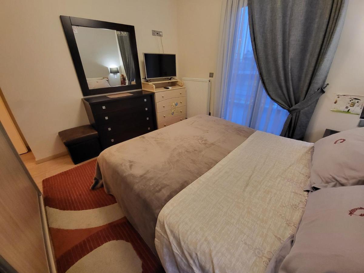 Cozy Apartment In Front Of The Park Афіни Екстер'єр фото