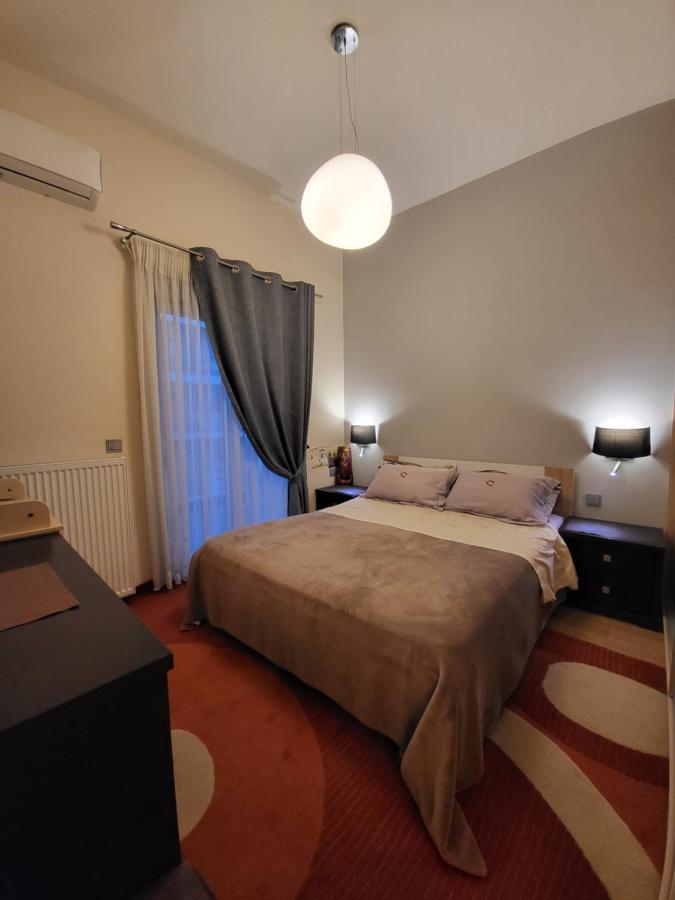 Cozy Apartment In Front Of The Park Афіни Екстер'єр фото